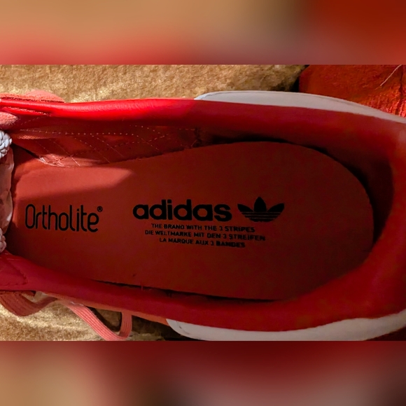 Youth Adidas Originals Size 6 Red and White Trainers